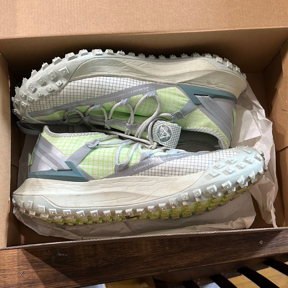 Nike ACG Mountain Fly Low sea Glass / lime blast